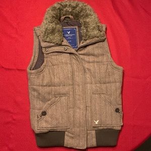American Eagle Vest